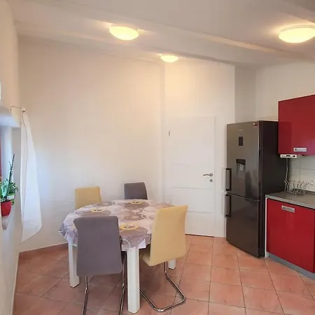 Lägenhet - 2 Bedrooms, 67m2, Terrace Fažana