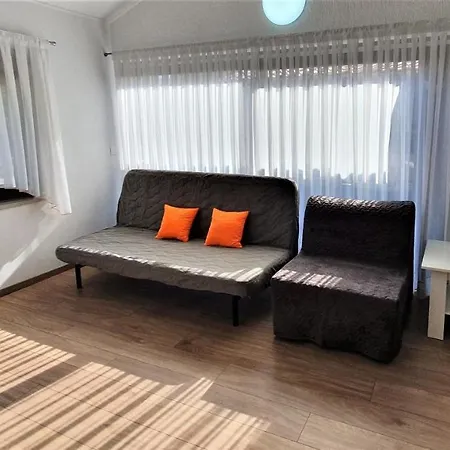 - 2 Bedrooms, 67m2, Terrace Lägenhet Fažana