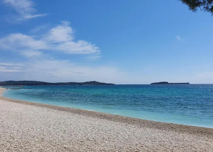 - 2 Bedrooms, 67m2, Terrace * Fazana