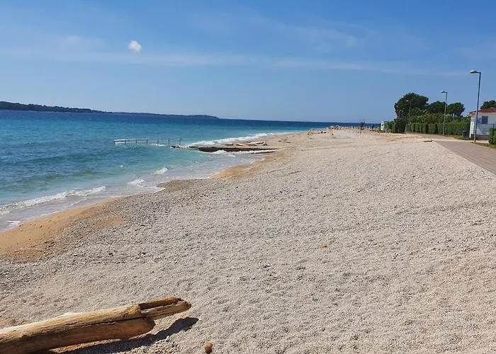 - 2 Bedrooms, 67m2, Terrace * Fazana